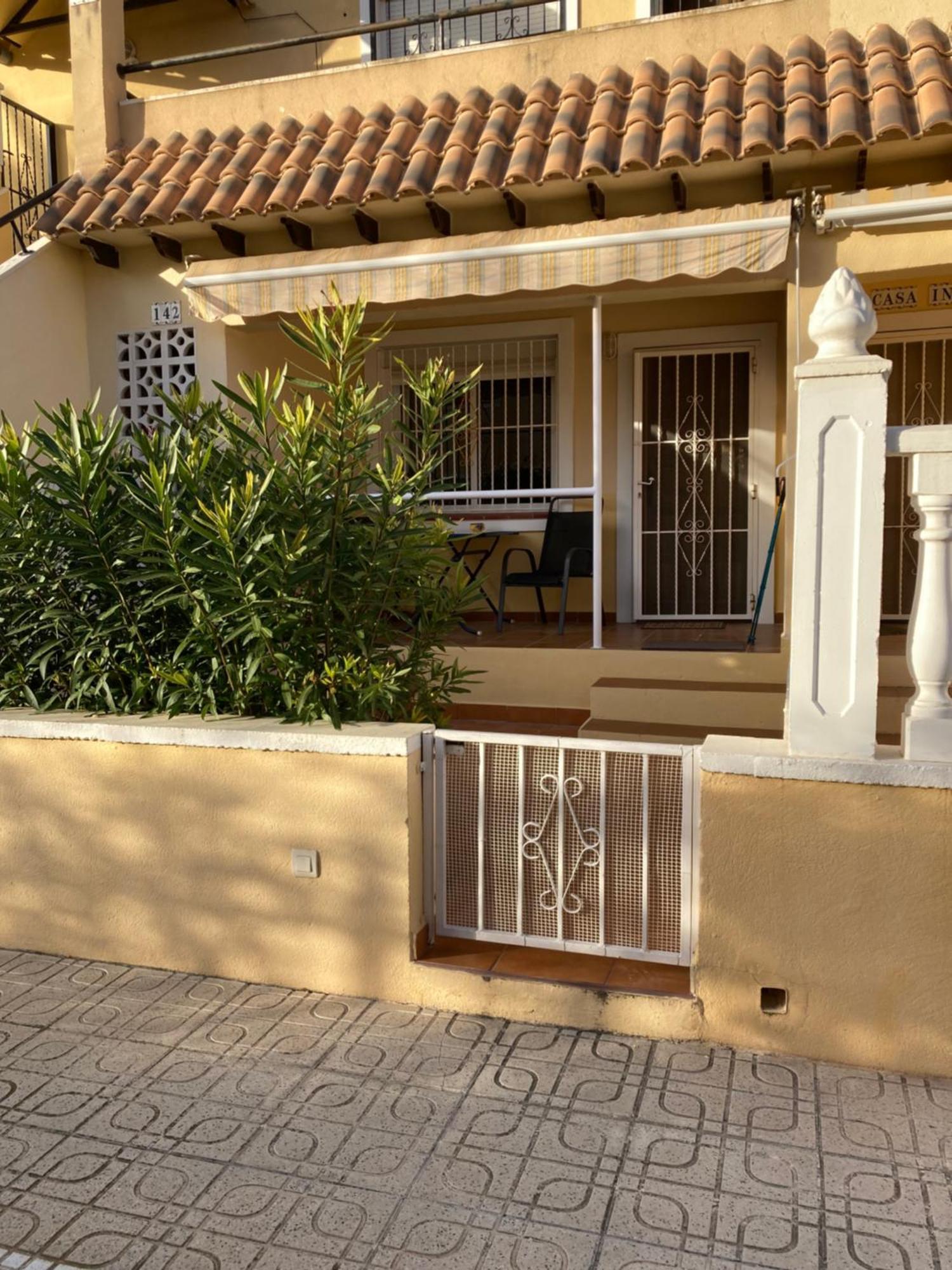 Villa Martin Secure Complex Two Bed Apartment With Access To Six Pools سان ميجيل دي ساليناس المظهر الخارجي الصورة