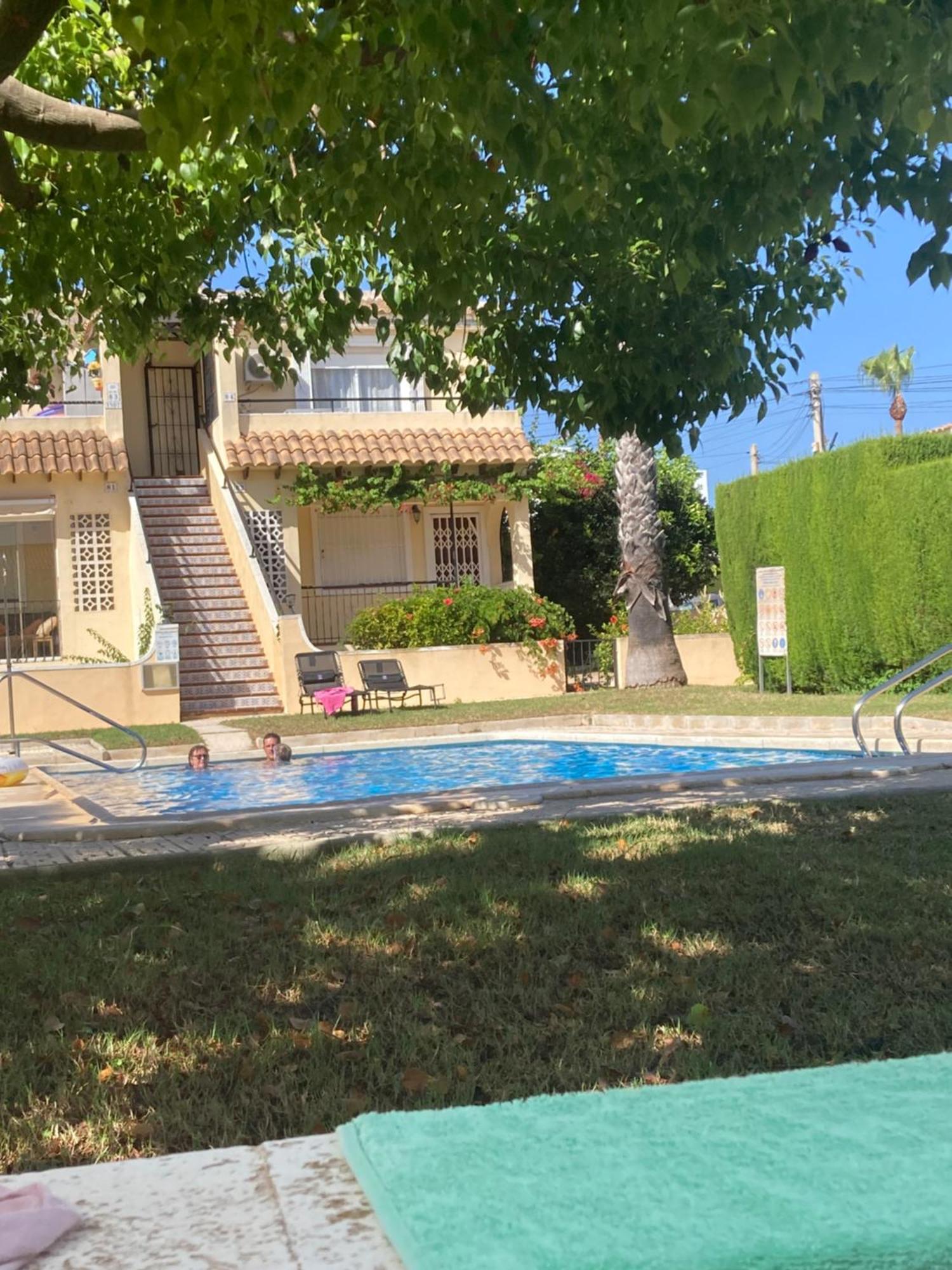 Villa Martin Secure Complex Two Bed Apartment With Access To Six Pools سان ميجيل دي ساليناس المظهر الخارجي الصورة